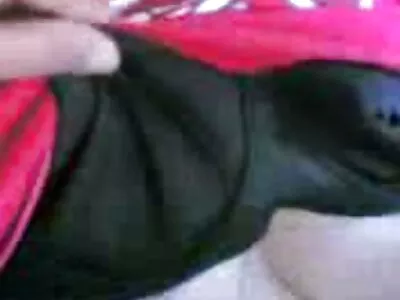 两个金发妓女无法获得足够的位置 69