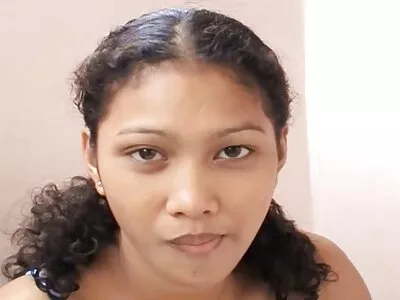 肮脏的妈妈伊登辛克莱被两个年轻人搞砸了