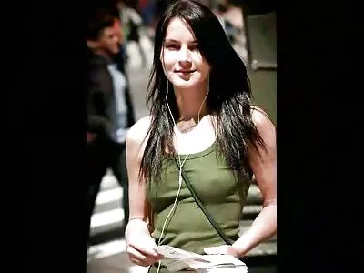 迷人的女性喜欢肉欲的冲动支配年轻人