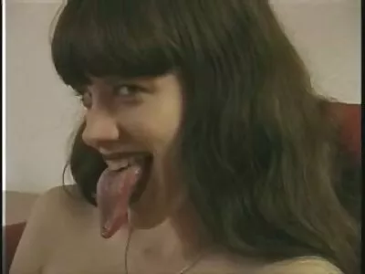 黑头发的女人有她的阴户深耕