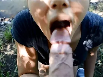 亚洲宝贝喜欢怪异的玩弄和口交
