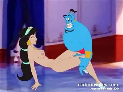 顽皮的亚洲宝贝亲吻男人，在嘴里玩他的公鸡